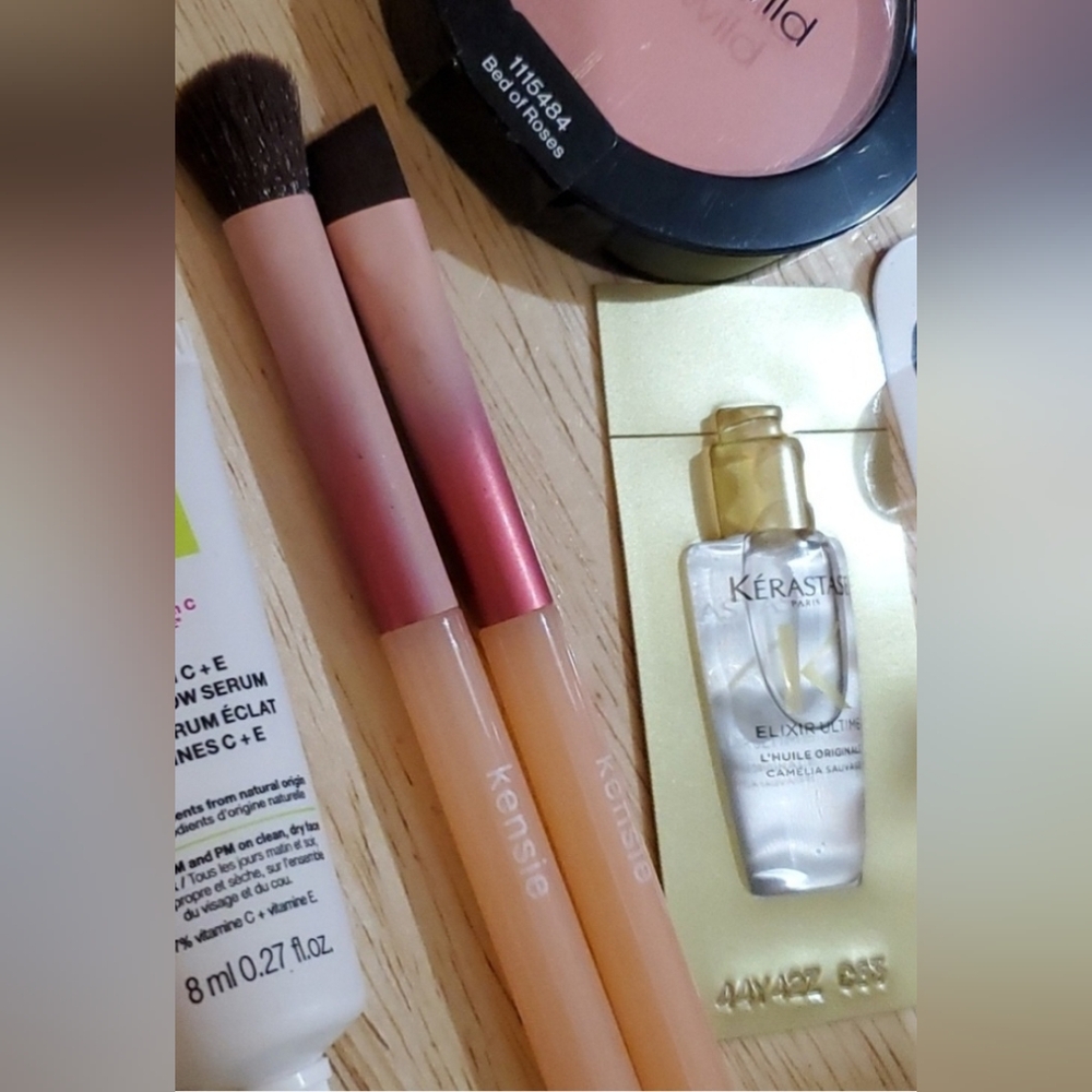 Beauty Bundle - Picture 8 of 8